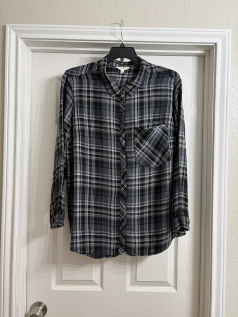 Terra & Sky Women's Black, Gray and White Plaid Blouse, Size 2X